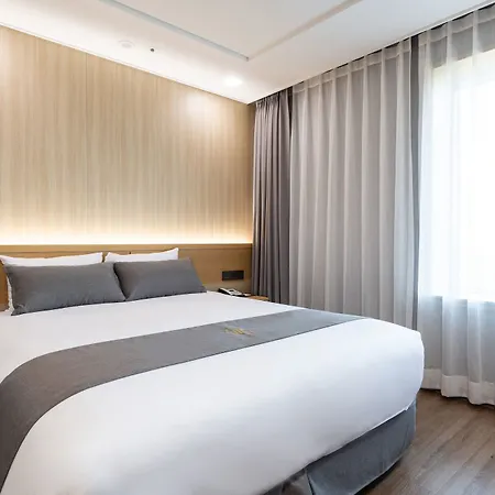 Lart Park Hotel